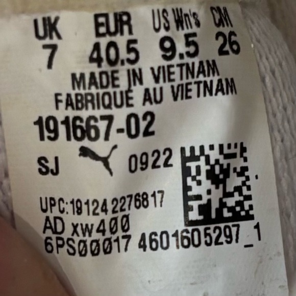 PUMA Sz 9.5 High Top White Textured Sneakers with Rise Gold Buckle Rubber Sole - Picture 12 of 13